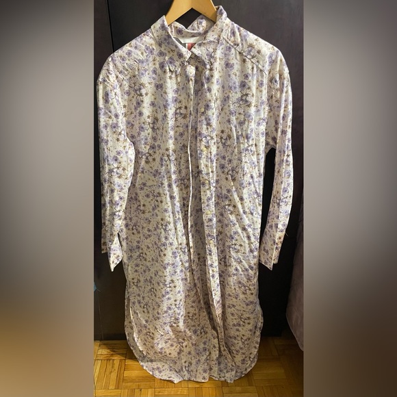 Beautiful long floral tunic - Picture 1 of 5